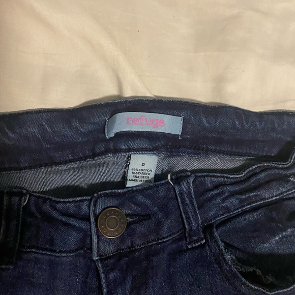 Ripped dark jeans - Picture 4 of 4